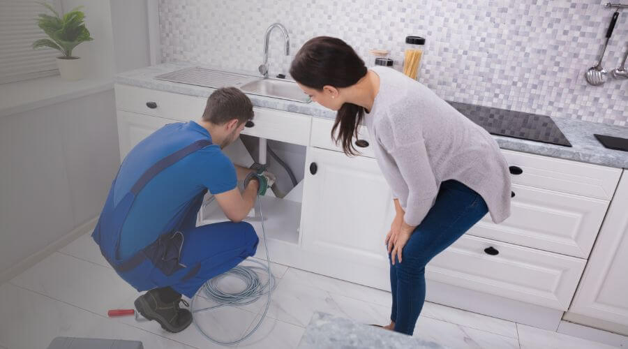 Expert burst pipe repair services in Indianola, NE